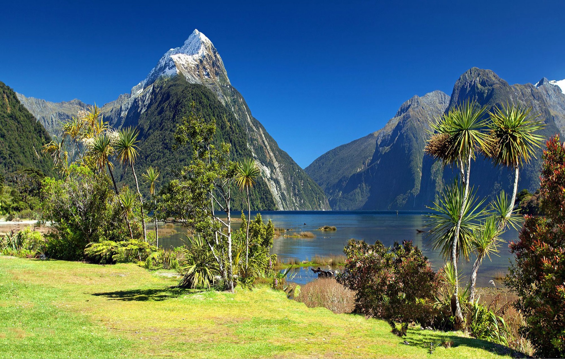 Mountain range reflected in a still lake
